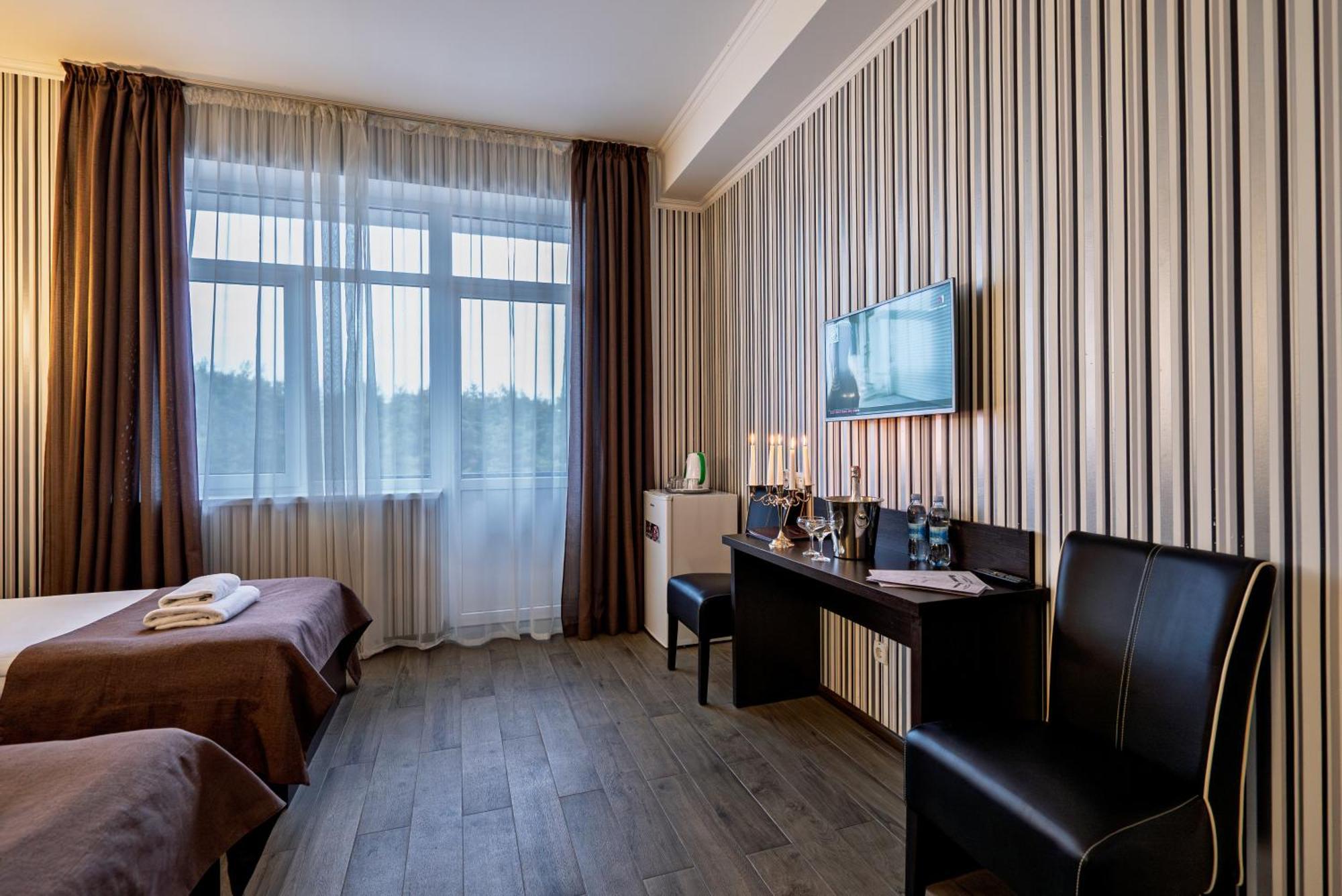 Congress Hotel Verhovina Petropavlovskaya Borshchagovka Dış mekan fotoğraf