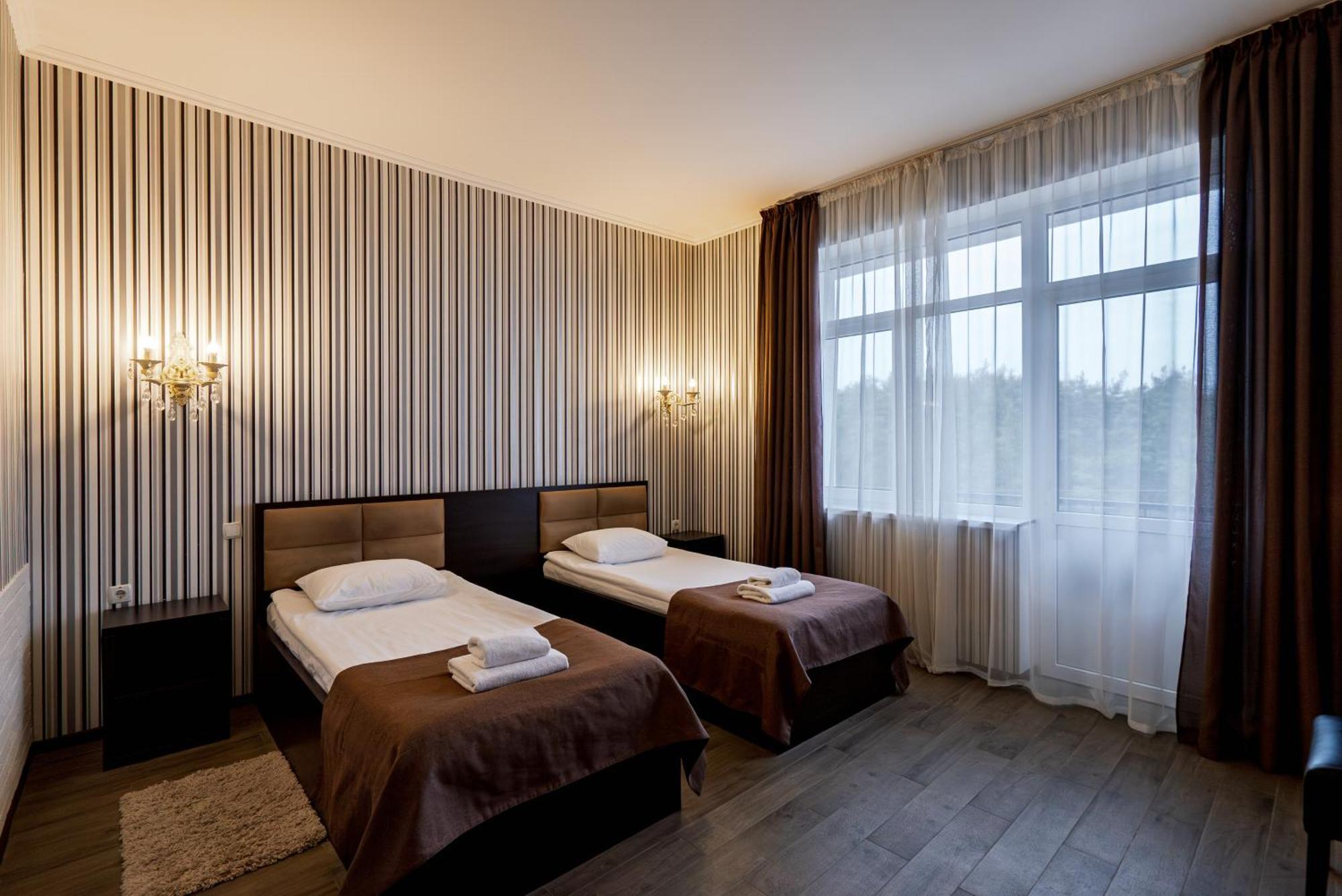 Congress Hotel Verhovina Petropavlovskaya Borshchagovka Dış mekan fotoğraf